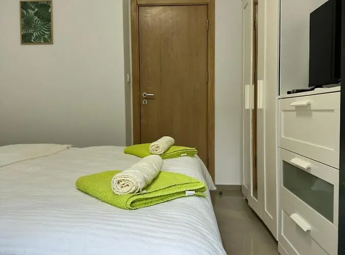 Green Central Apartment *