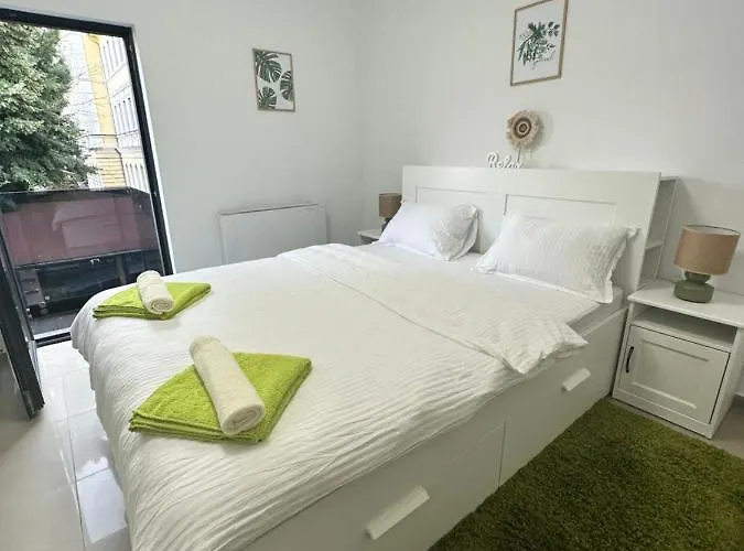 Green Central Apartment